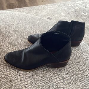 Lucky Brand Black Leather Ankle Boots